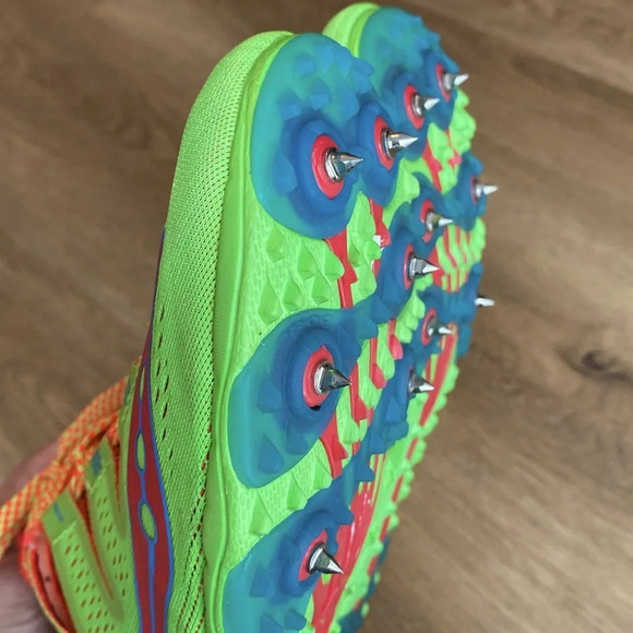 EUC Saucony Carrera XC3 Women’s Spikes in fluorescent green and orange size 11 - Picture 6 of 10